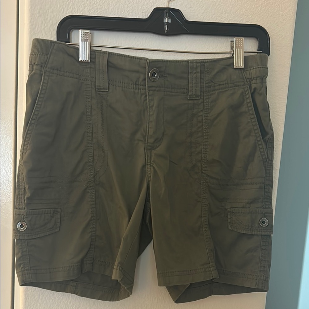 Style & Co Green Cargo Shorts Casual Knee-Length